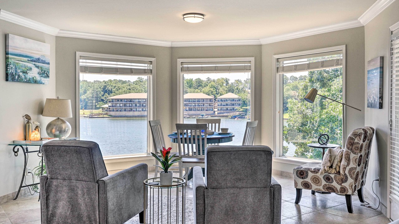 Photo of Livingroom in Lake Hamilton