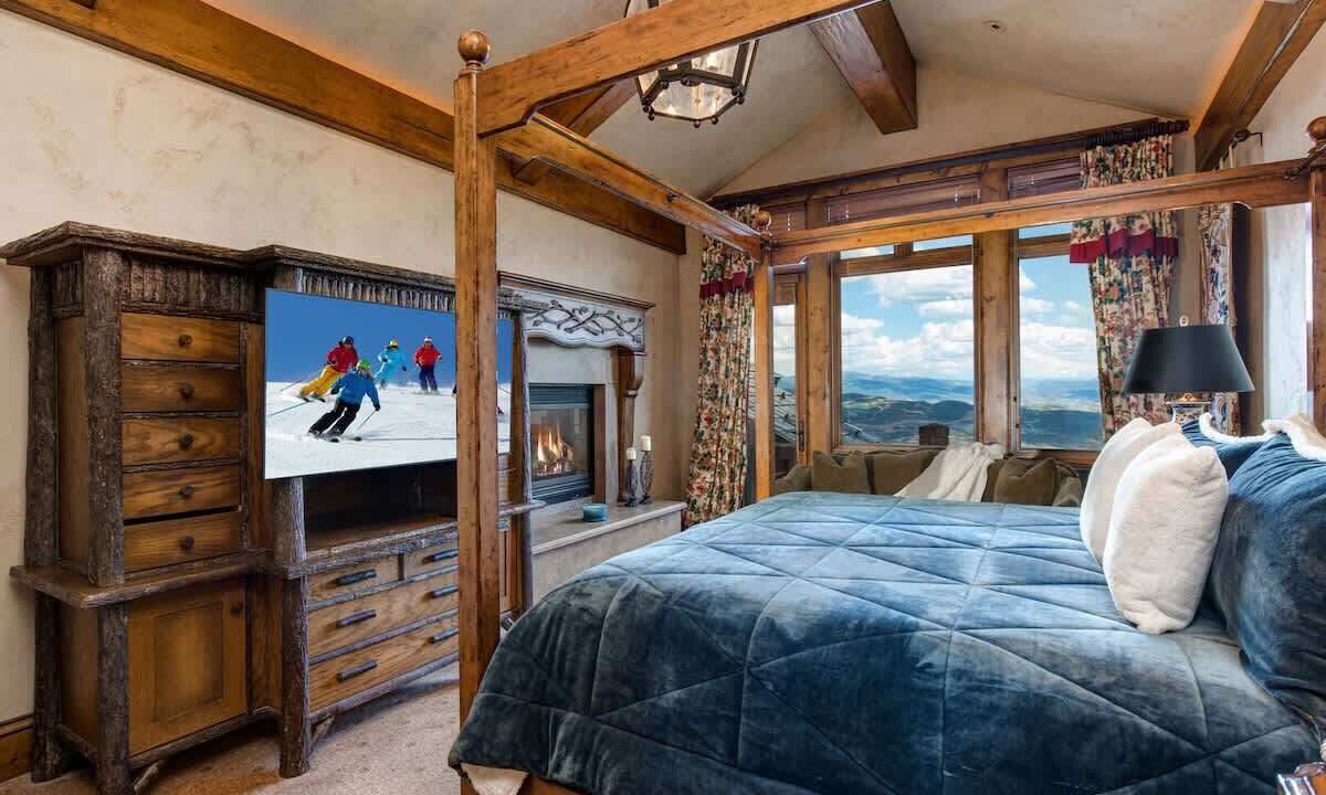 Photo of Bedroom in Deer Valley