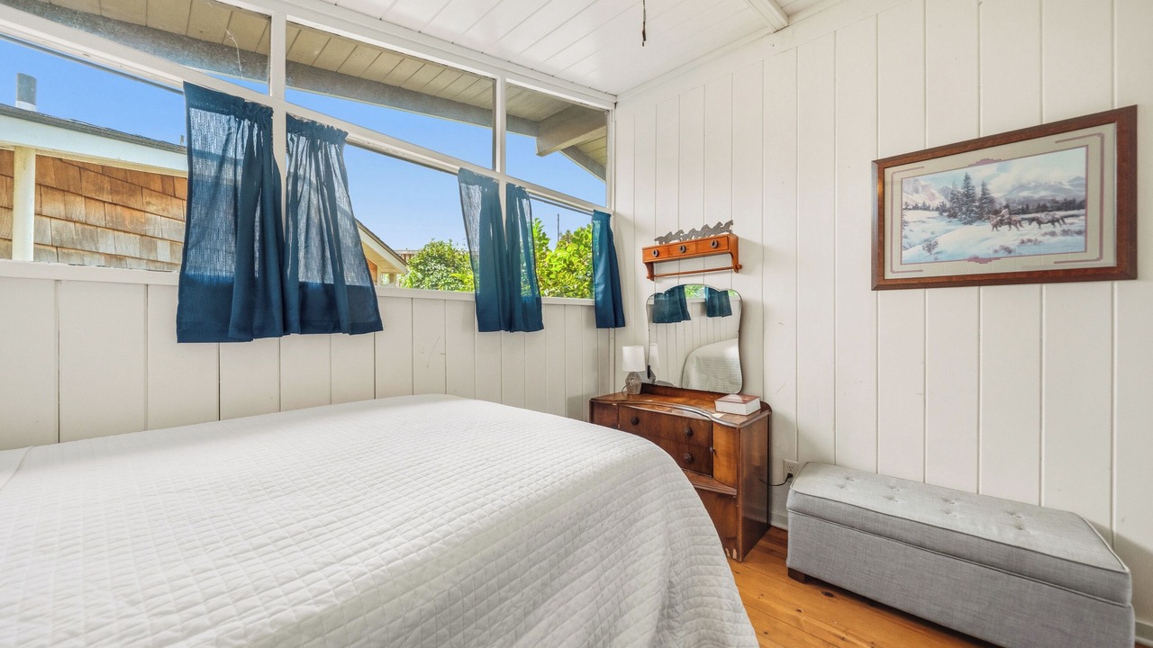 Photo of Bedroom in Lake Hamilton