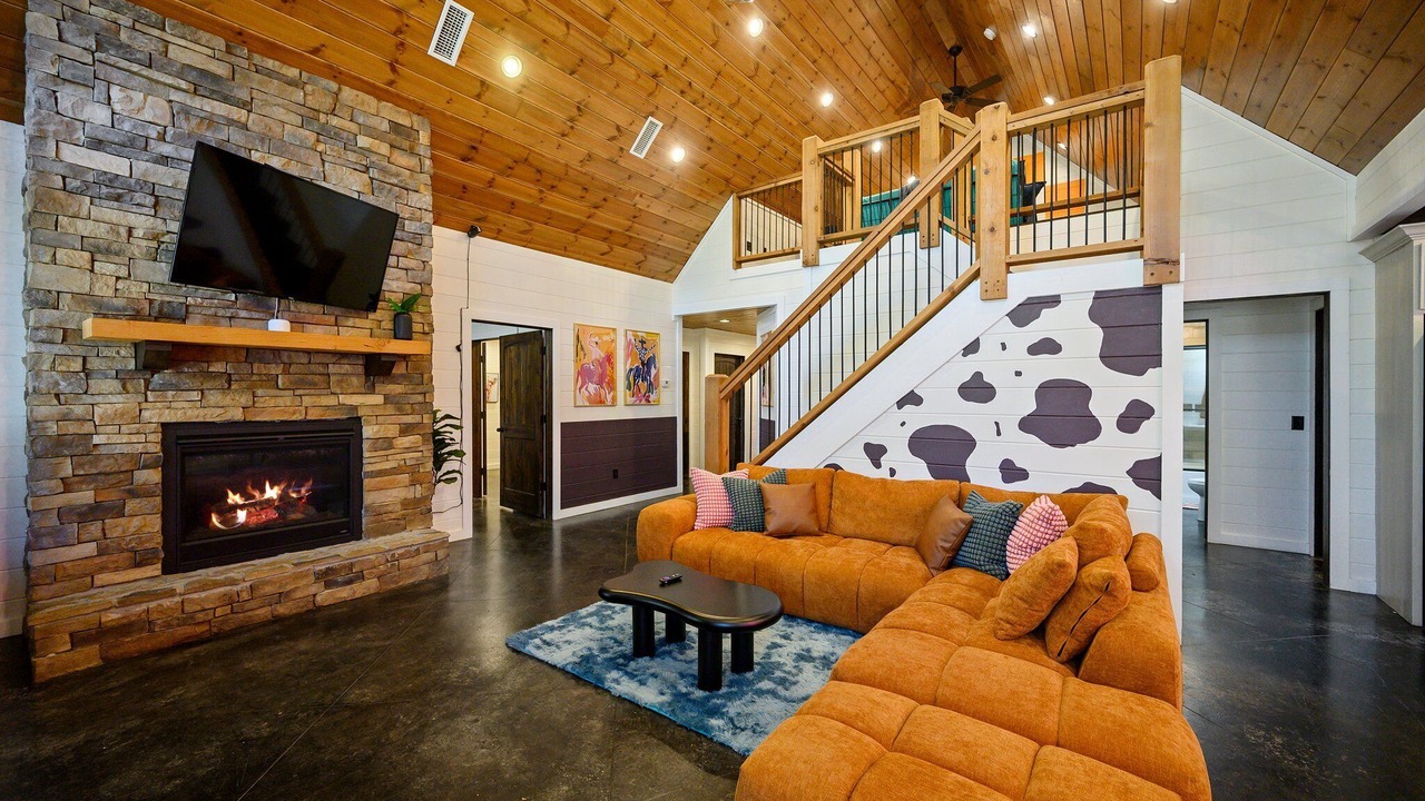 Photo of Livingroom in Hochatown
