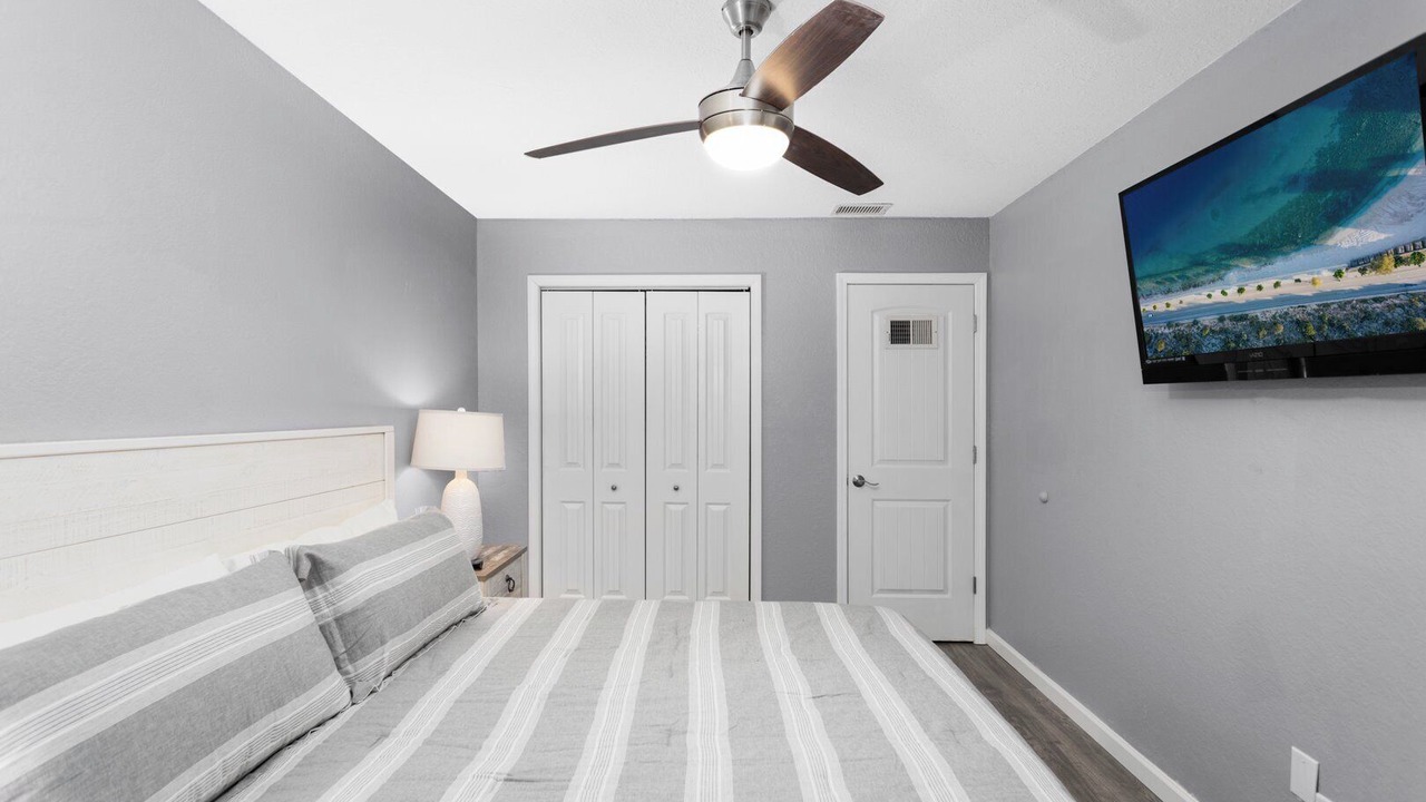 Photo of Bedroom in Village of Four Seasons