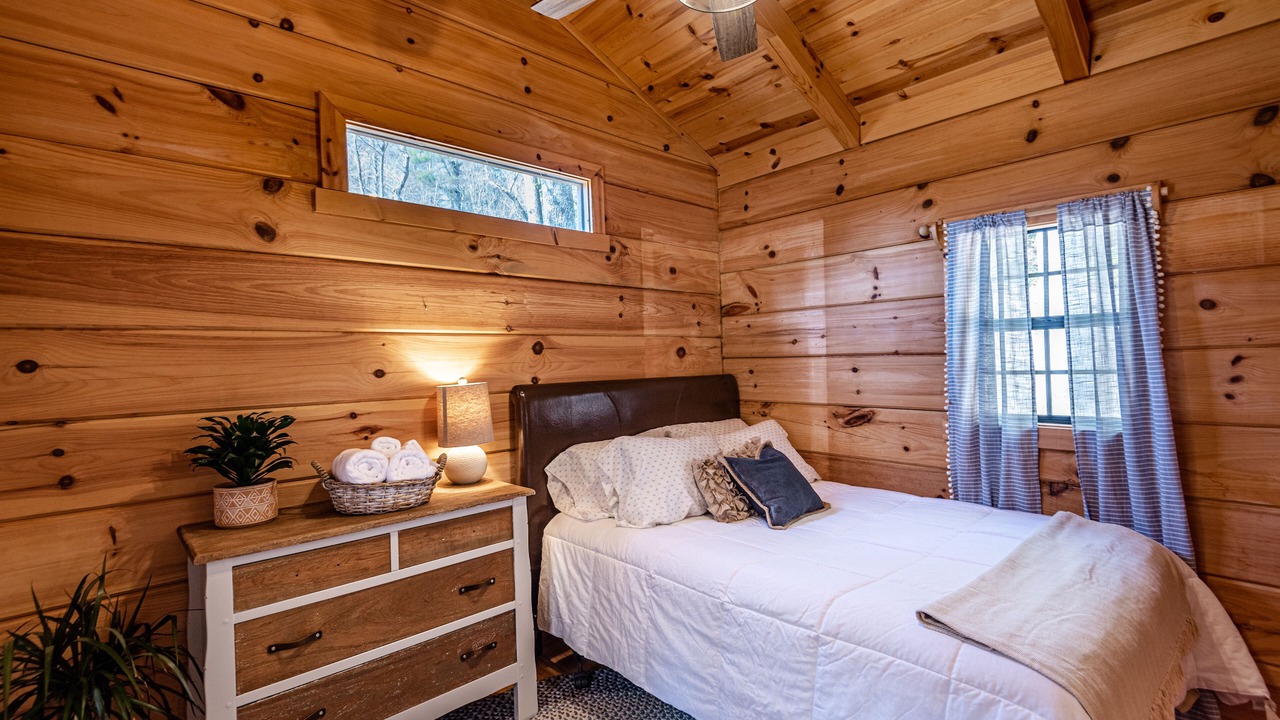 Photo of Bedroom in Penrose
