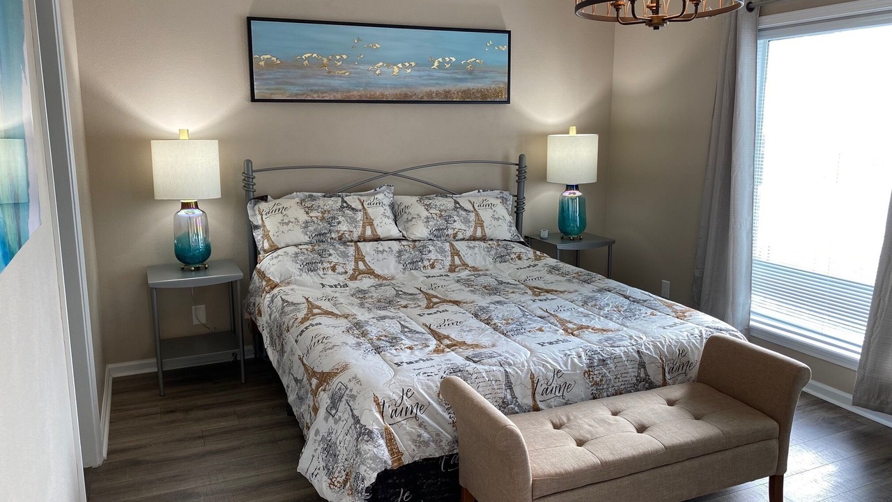 Photo of Bedroom in Lake Hamilton