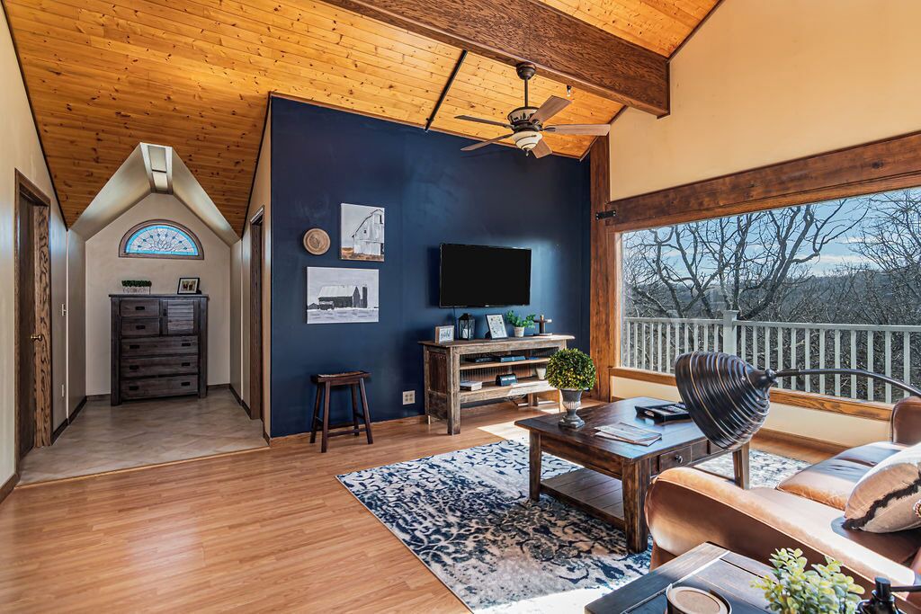Photo of Livingroom in Ridgedale