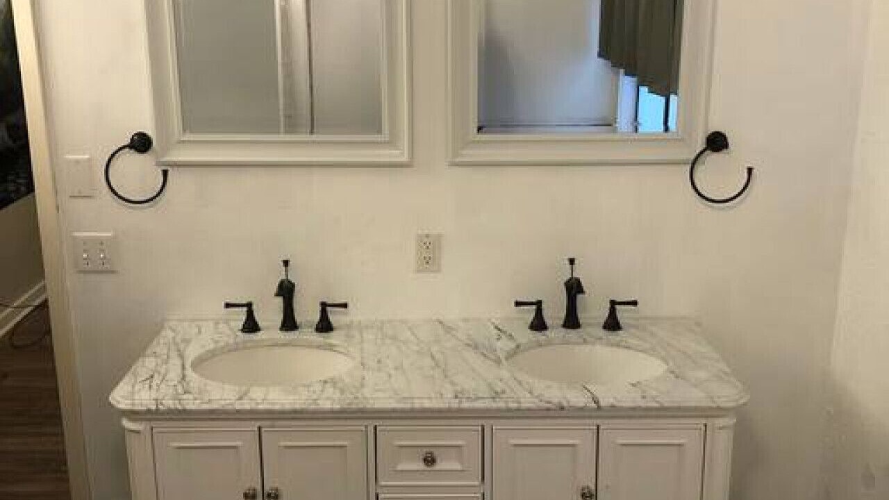 Photo of Bathroom in Mount Ida