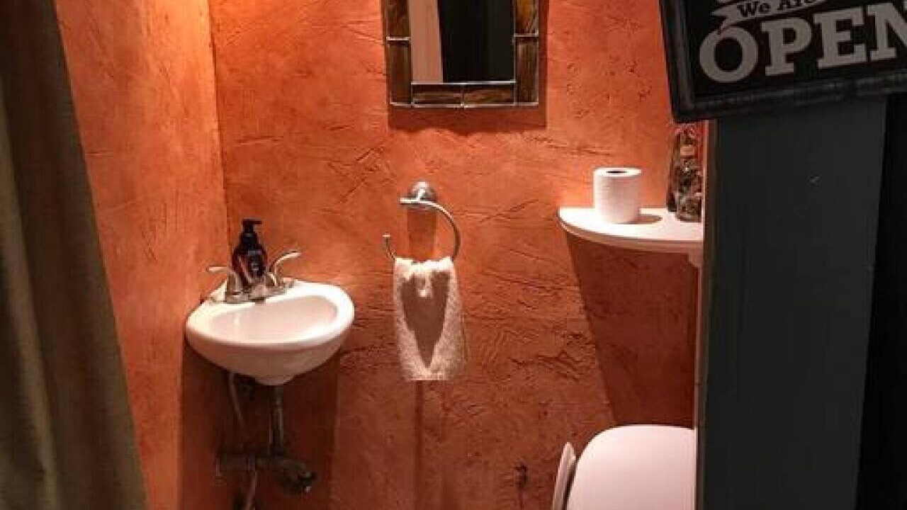 Photo of Bathroom in Mount Ida