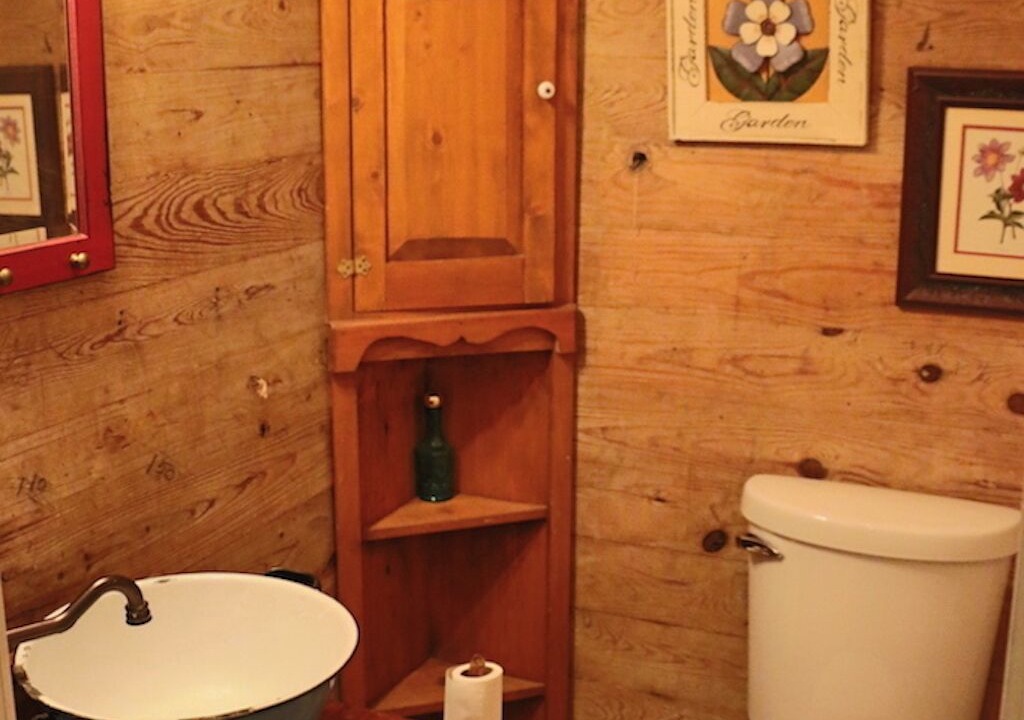 Photo of Bathroom in Caddo Gap