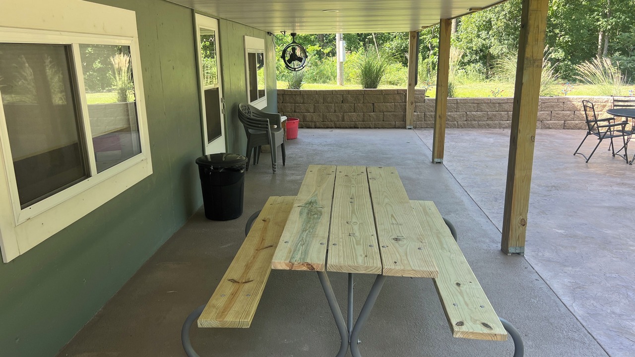 Photo of Outdoor in Eminence