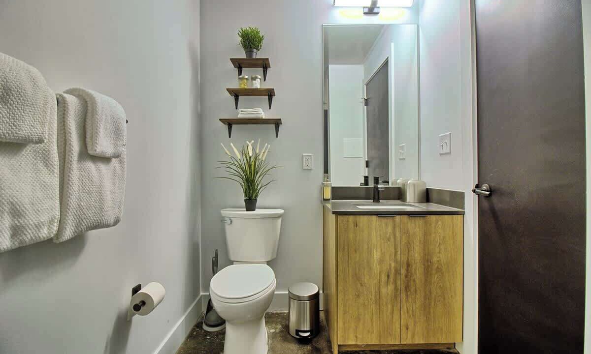 Photo of Bathroom in Midtown