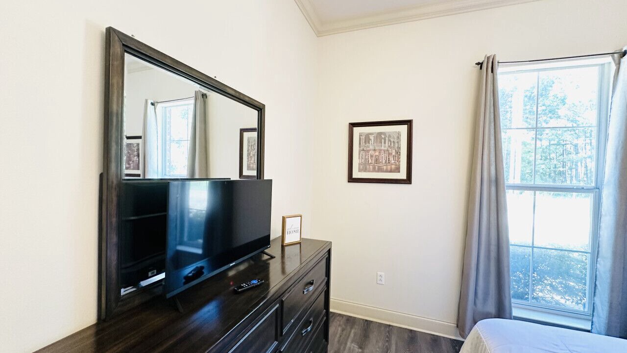 Photo of Bedroom in Pine Grove
