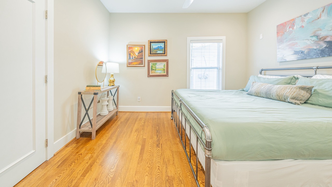 Photo of Bedroom in Southmoreland