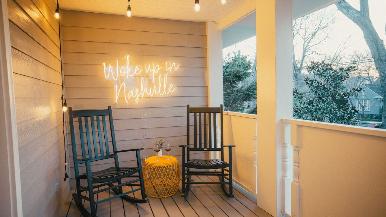 Photo of Outdoor in Hillsboro Village