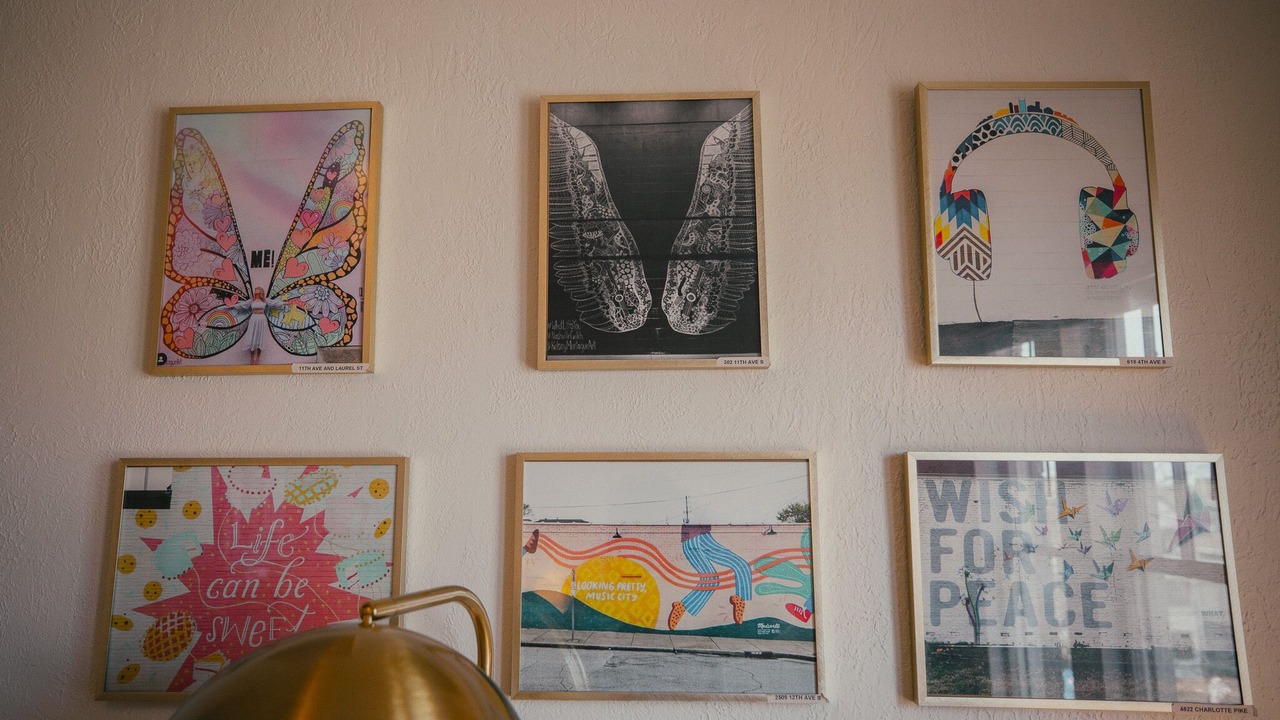 Photo of Livingroom in Hillsboro Village