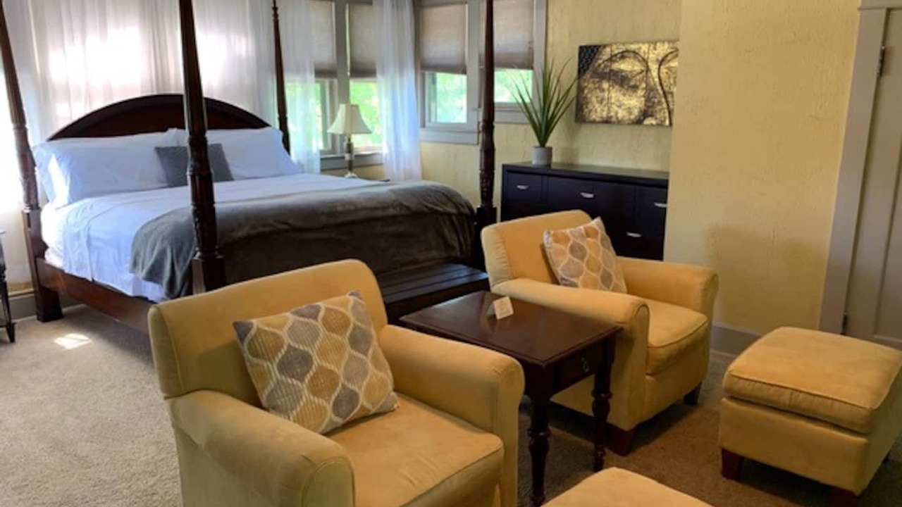 Photo of Bedroom in Springfield