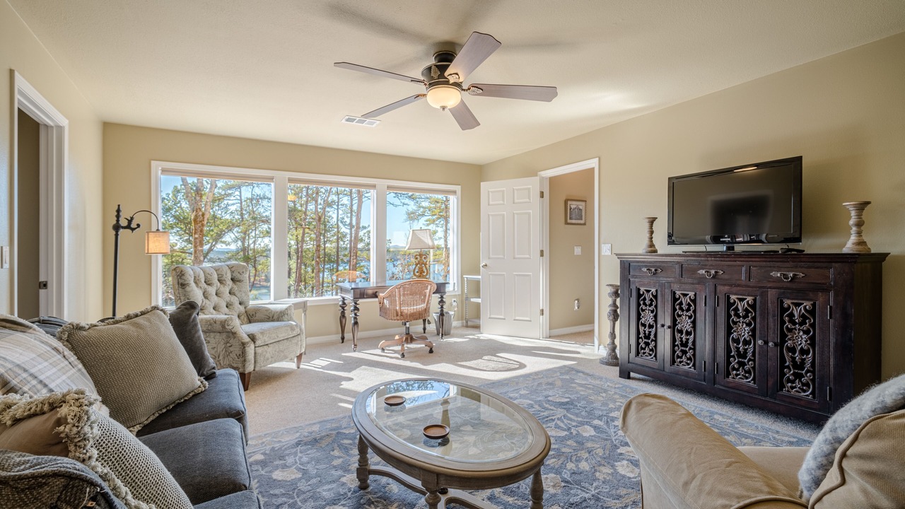 Photo of Livingroom in Hot Springs Village