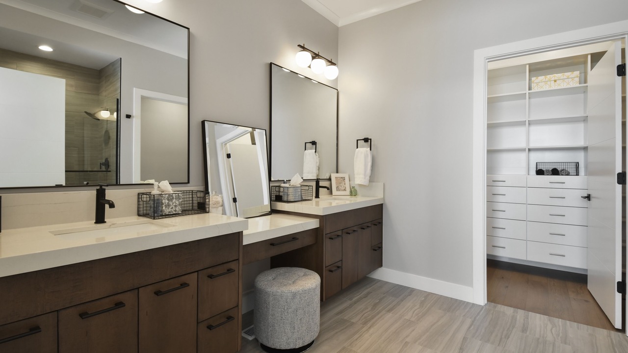 Photo of Bathroom in Hideout