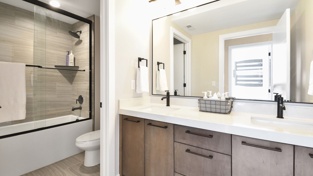 Photo of Bathroom in Hideout