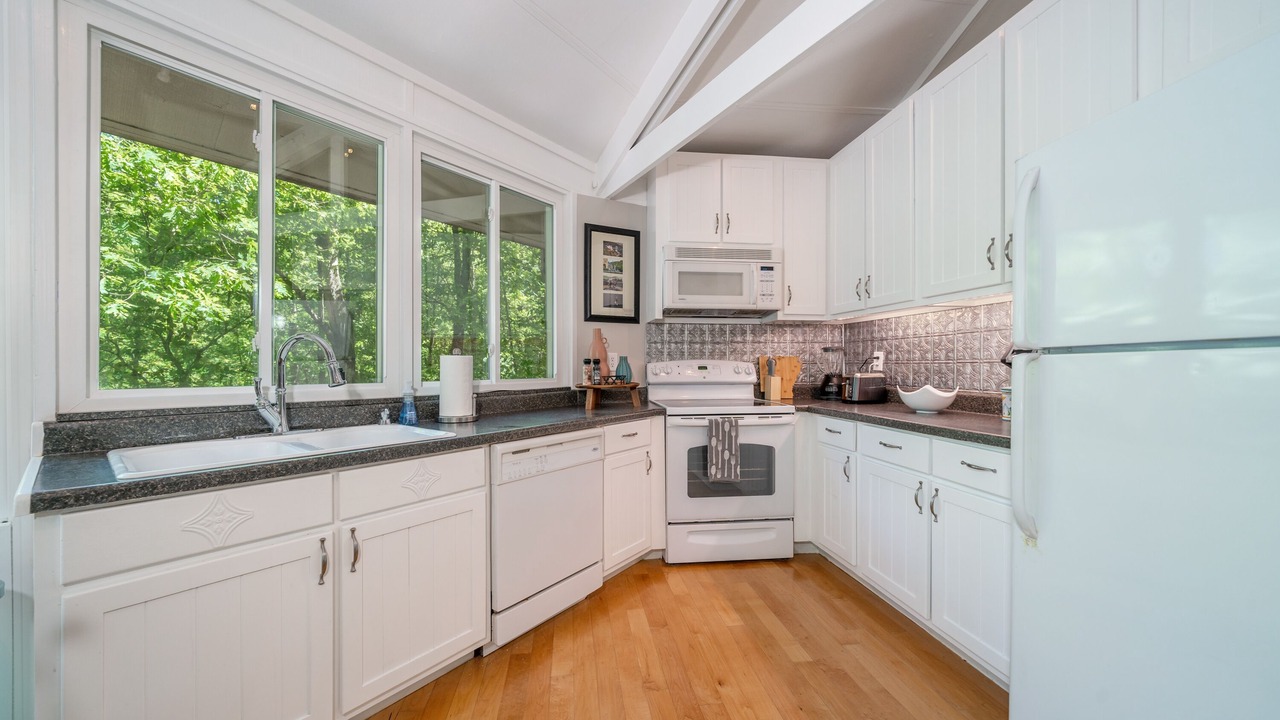Photo of Kitchen in Jones Mills