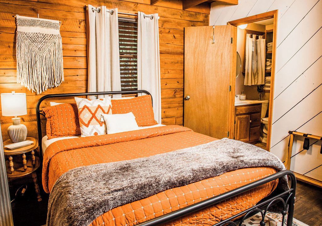 Photo of Bedroom in Jasper
