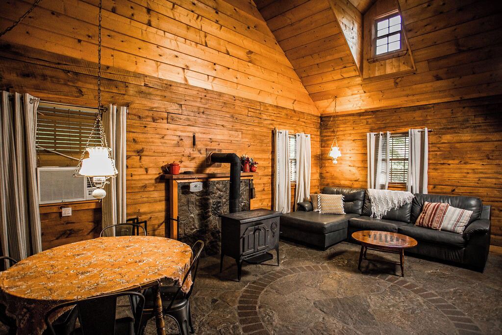 Photo of Livingroom in Jasper