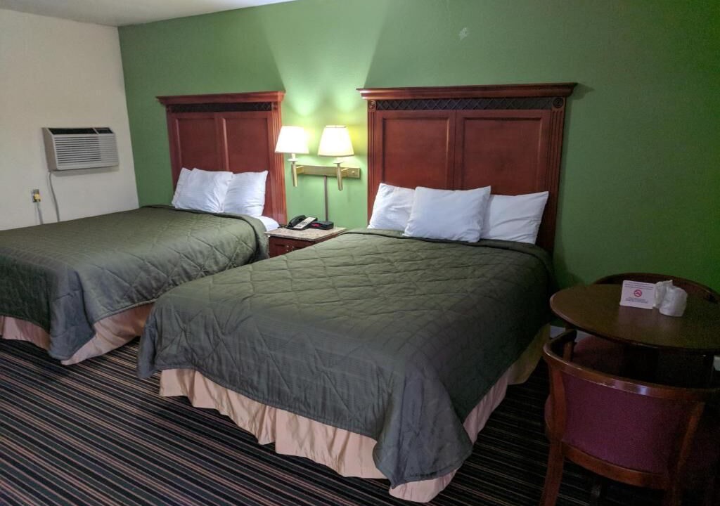 Photo of Bedroom in Benton