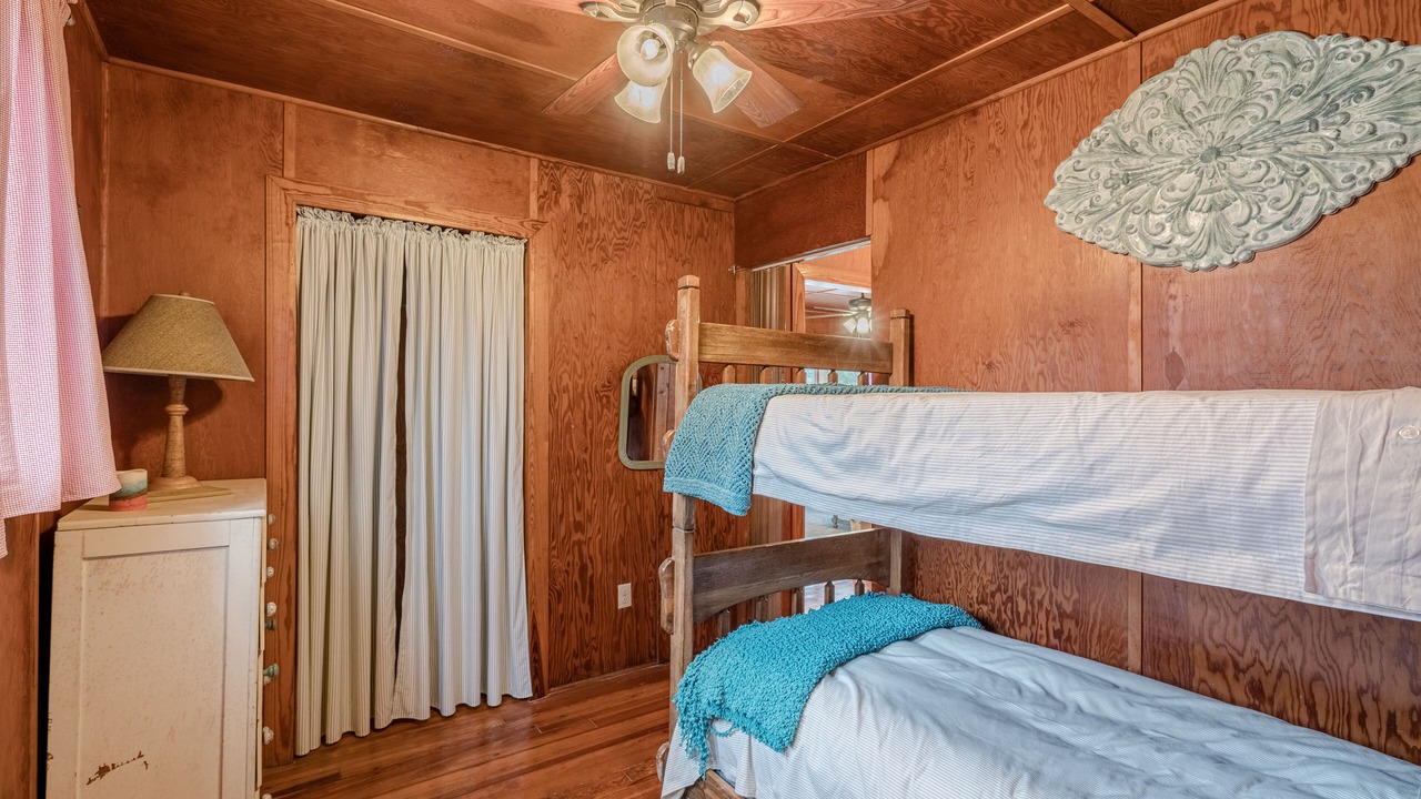 Photo of Bedroom in Piney