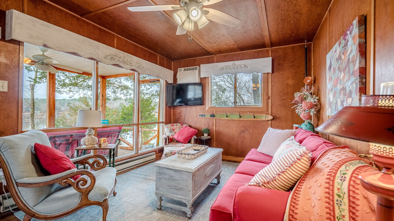 Photo of Livingroom in Piney