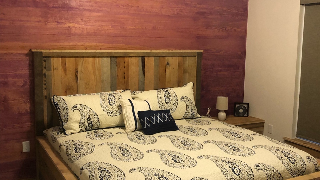 Photo of Bedroom in Glenwood