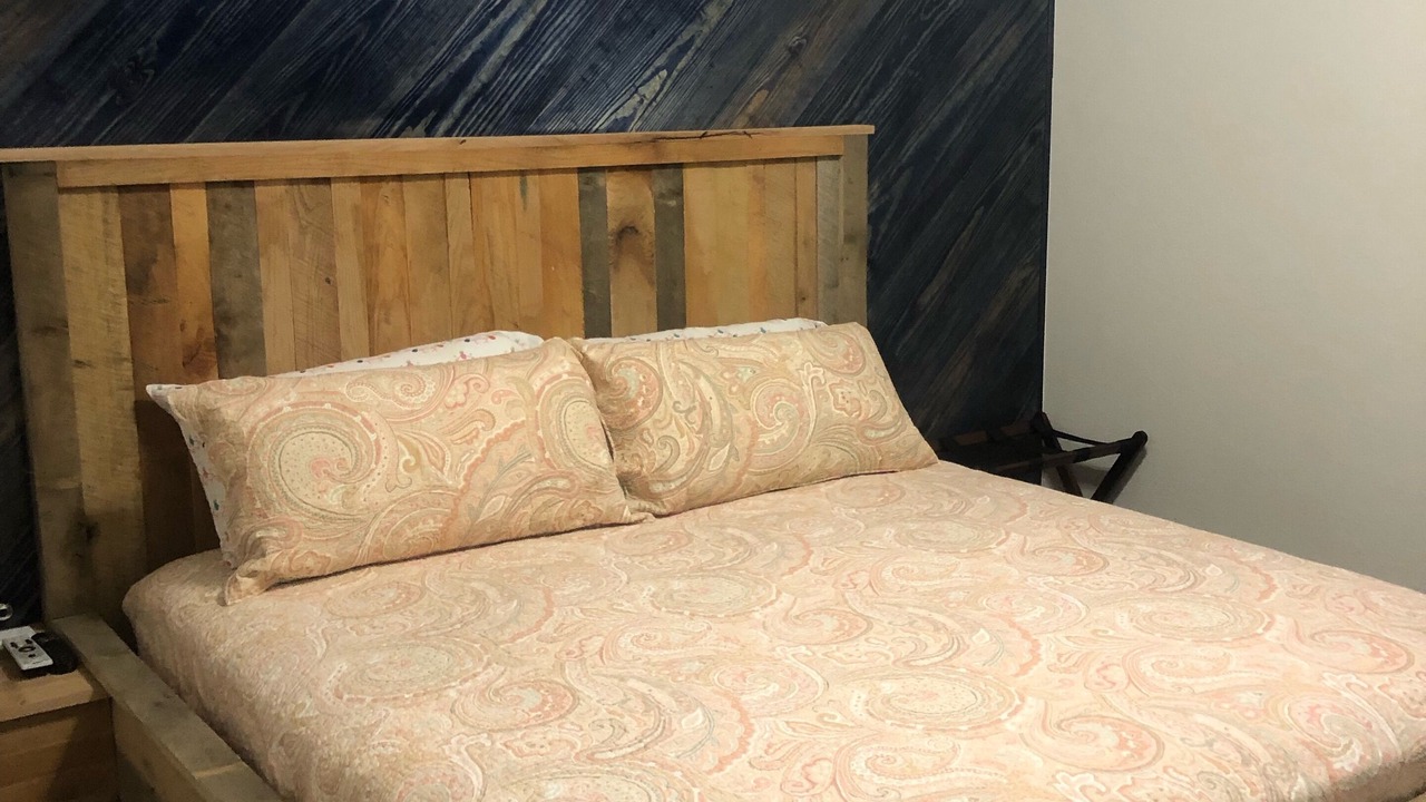 Photo of Bedroom in Glenwood