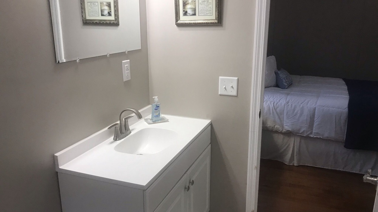 Photo of Bathroom in Marshall