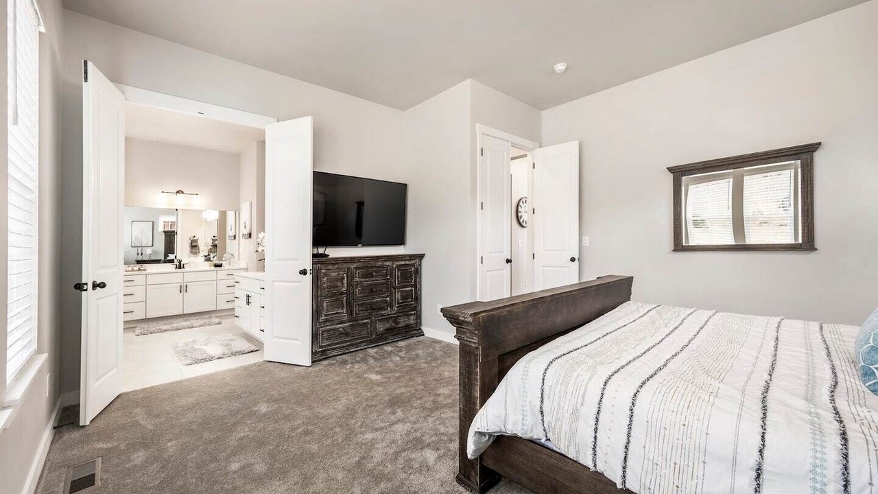 Photo of Bedroom in Hideout