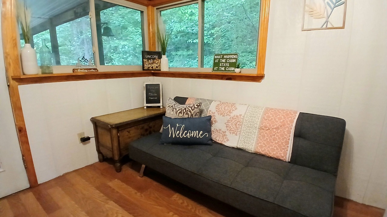 Photo of Livingroom in Marshall