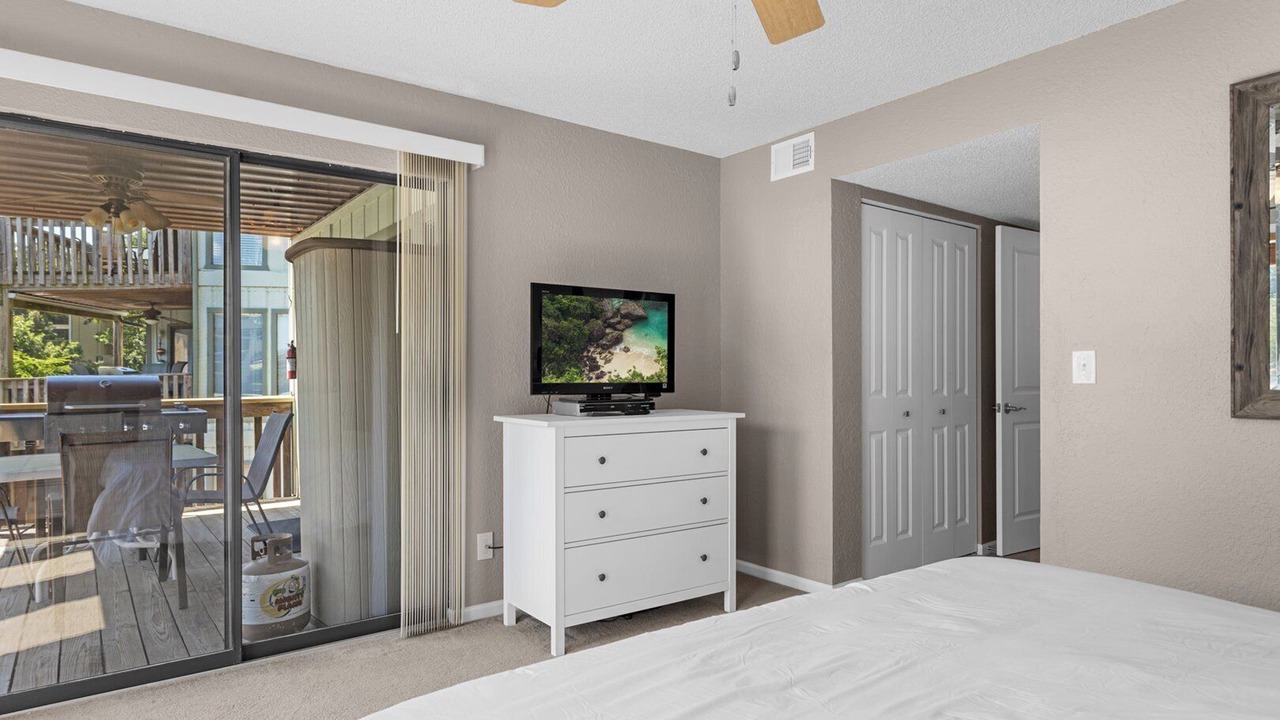 Photo of Bedroom in Village of Four Seasons