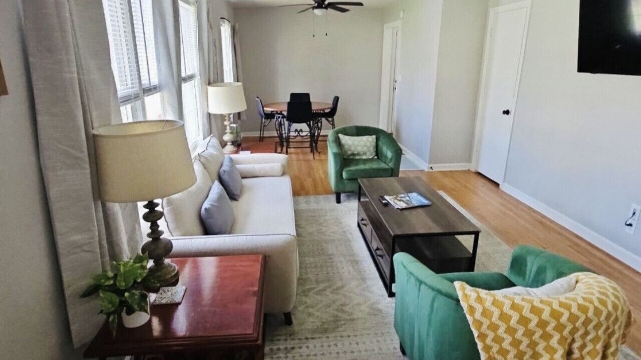 Photo of Livingroom in Lupton City