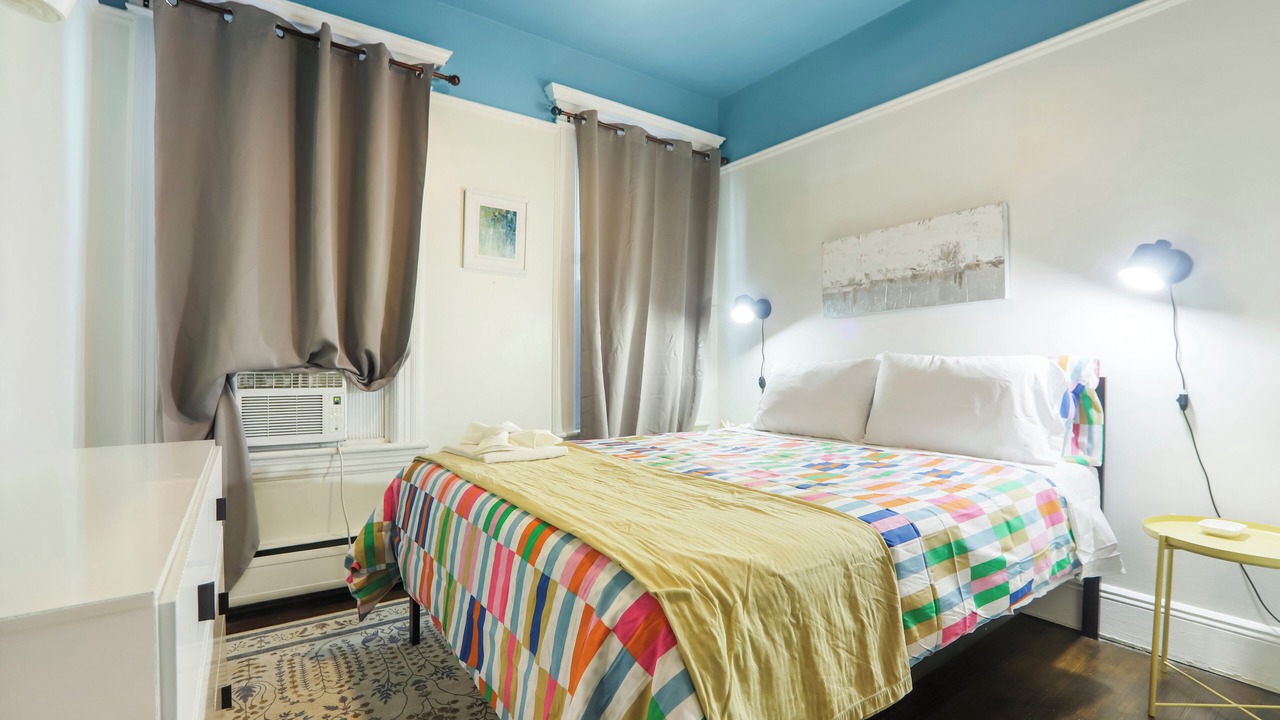 Photo of Bedroom in West Side