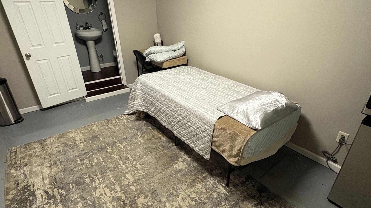 Photo of Bedroom in Hendersonville