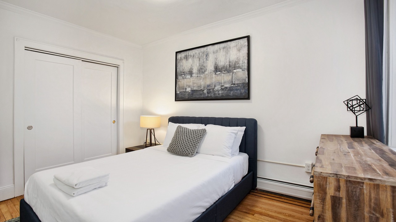 Photo of Bedroom in Harsimus Cove