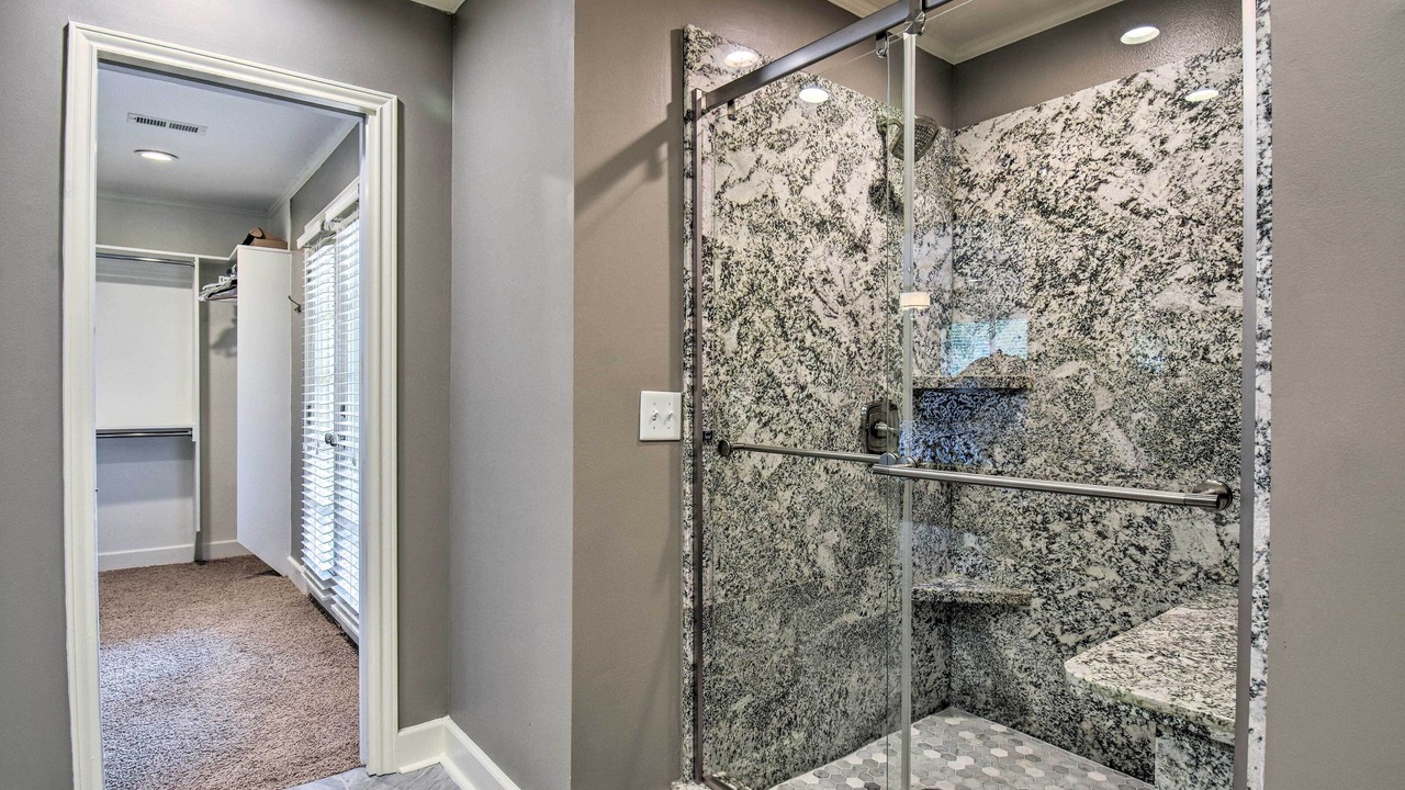 Photo of Bathroom in Piney