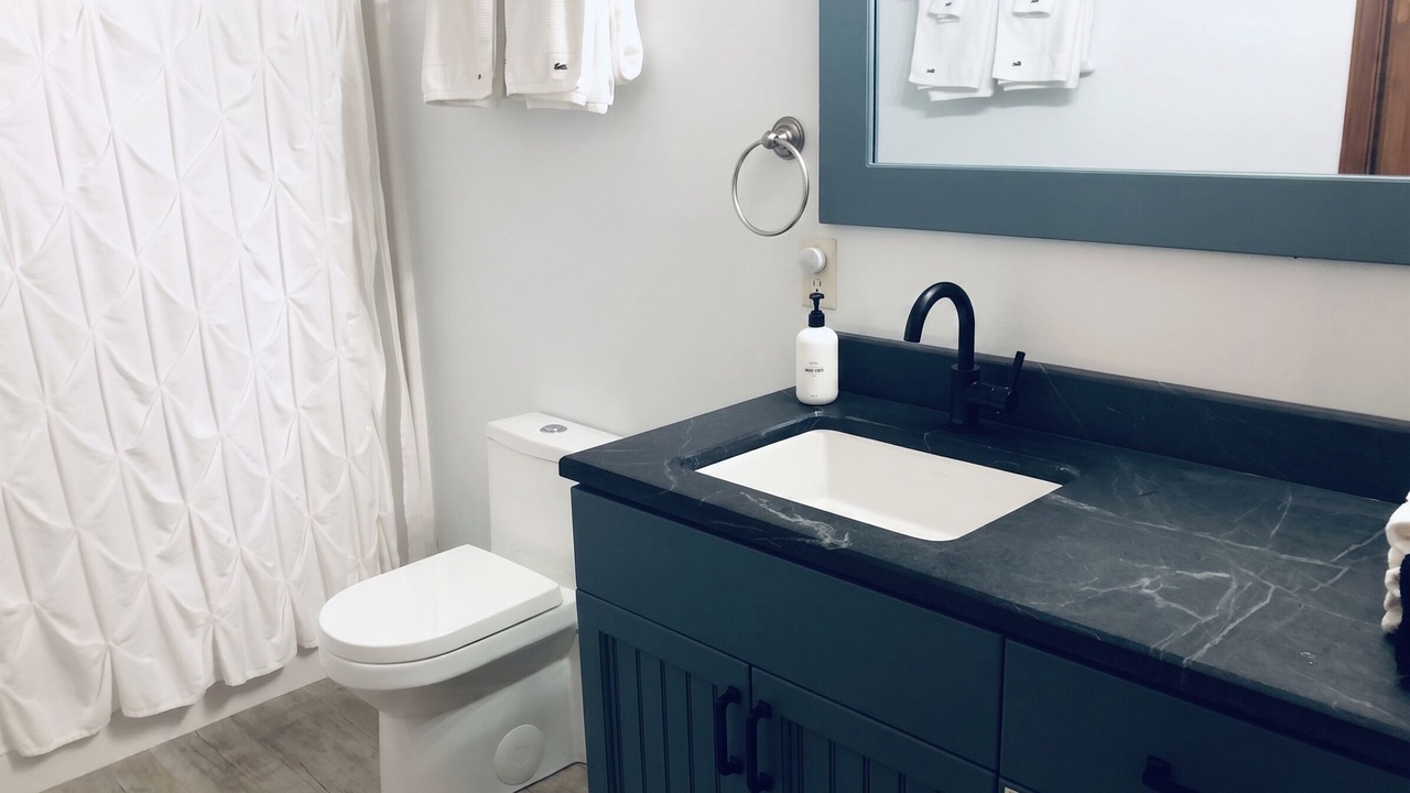 Photo of Bathroom in Fairview