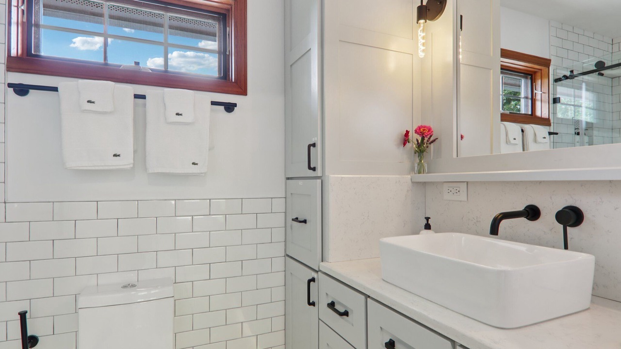Photo of Bathroom in Fairview