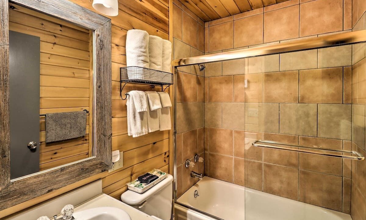 Photo of Bathroom in Mountain View