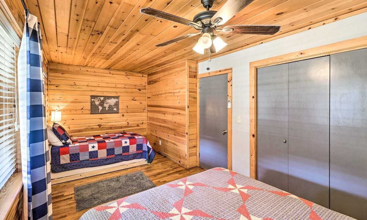 Photo of Bedroom in Mountain View