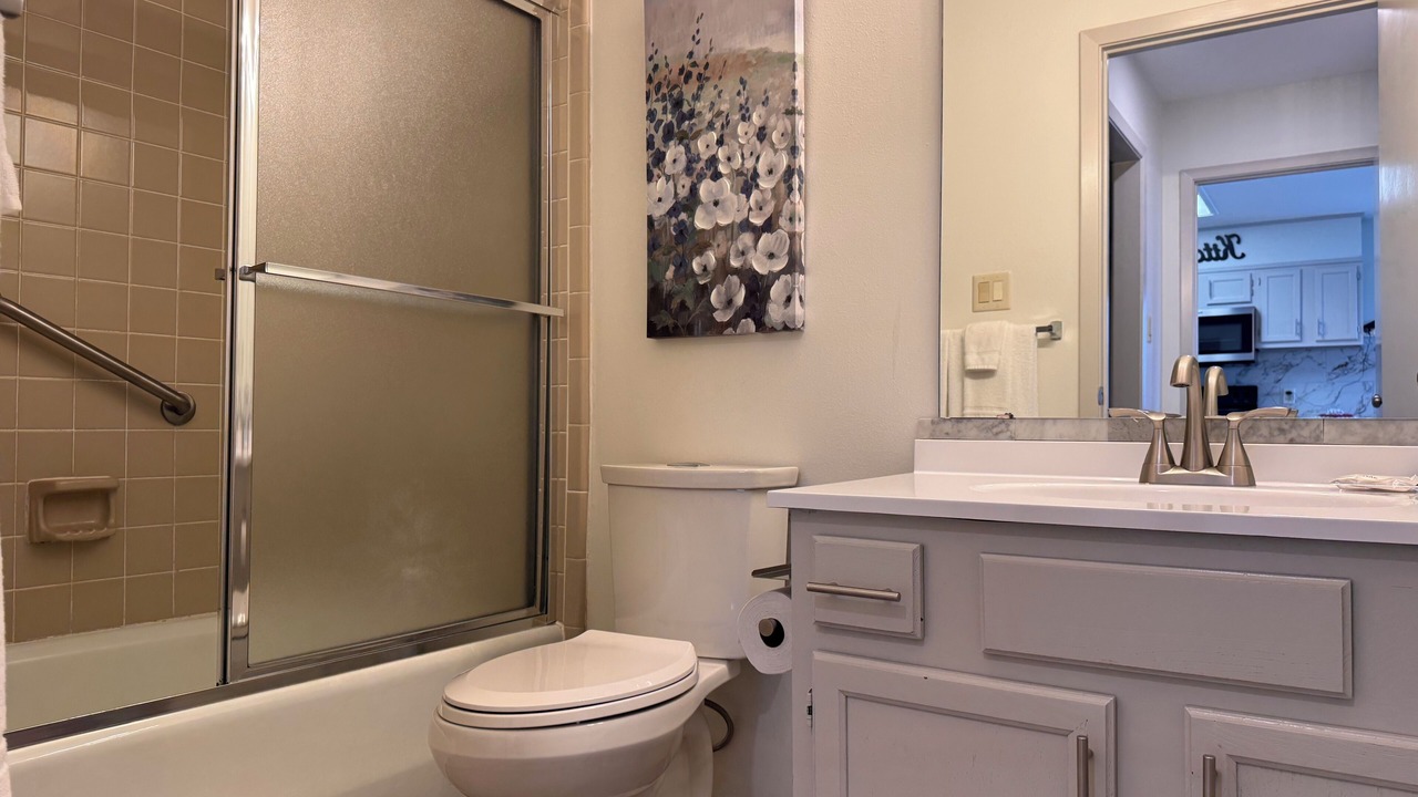 Photo of Bathroom in Lake Hamilton