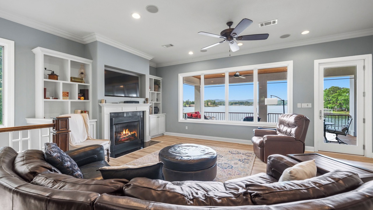 Photo of Livingroom in Lake Hamilton