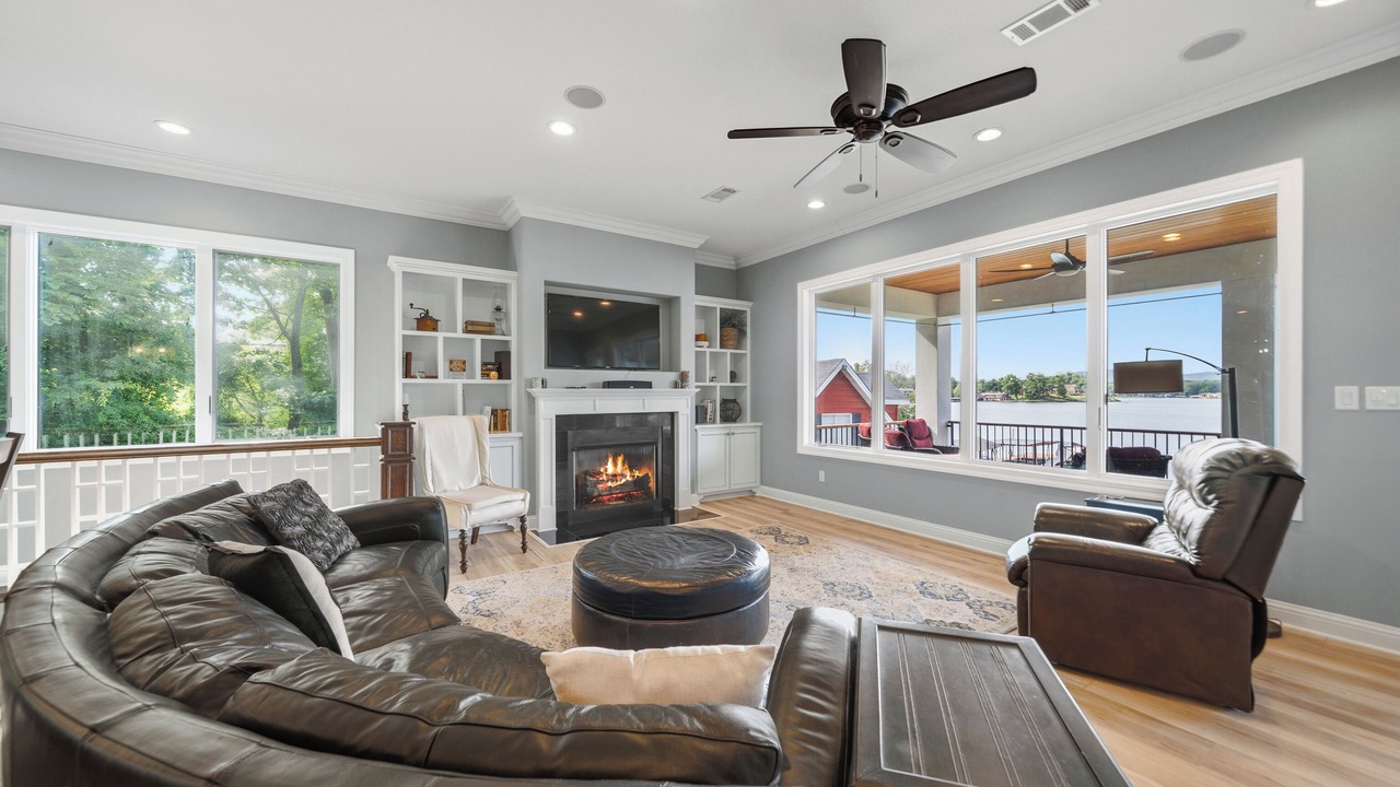 Photo of Livingroom in Lake Hamilton