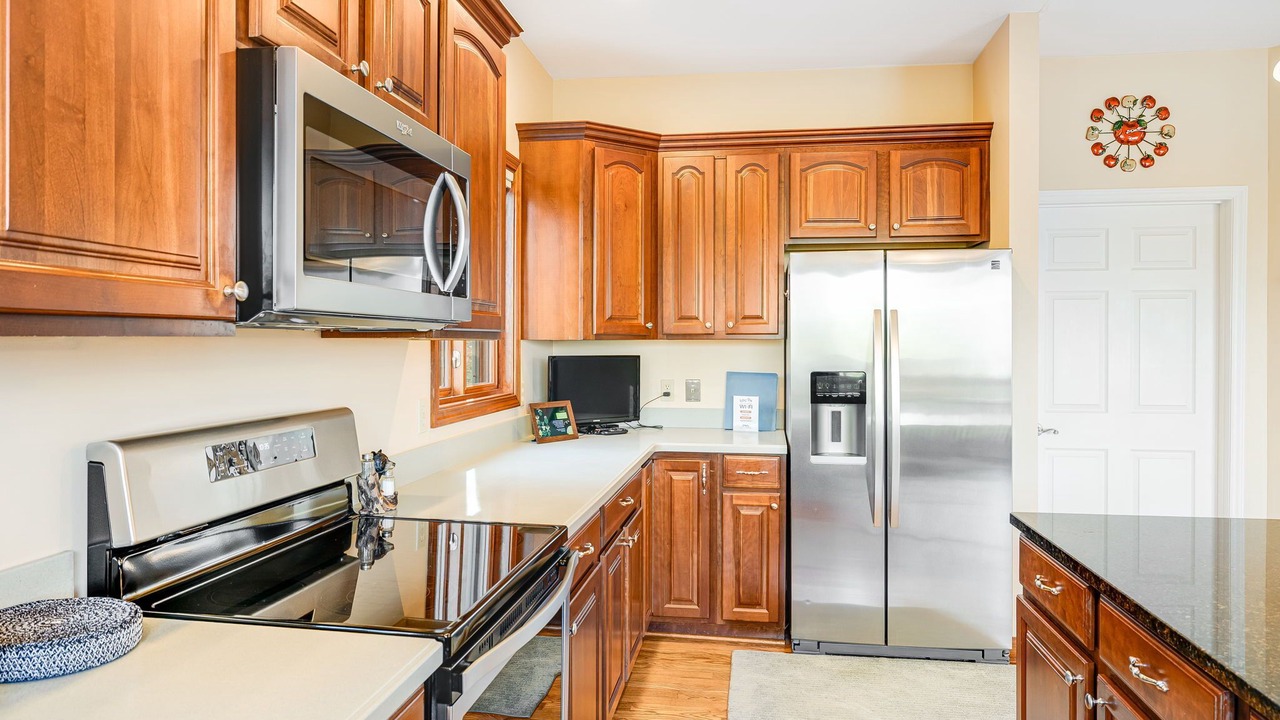 Photo of Bedroom in Hendersonville