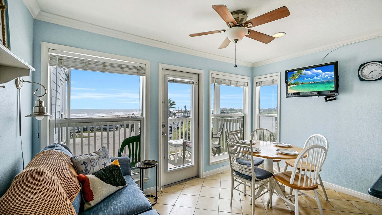 Photo of Livingroom in Galveston