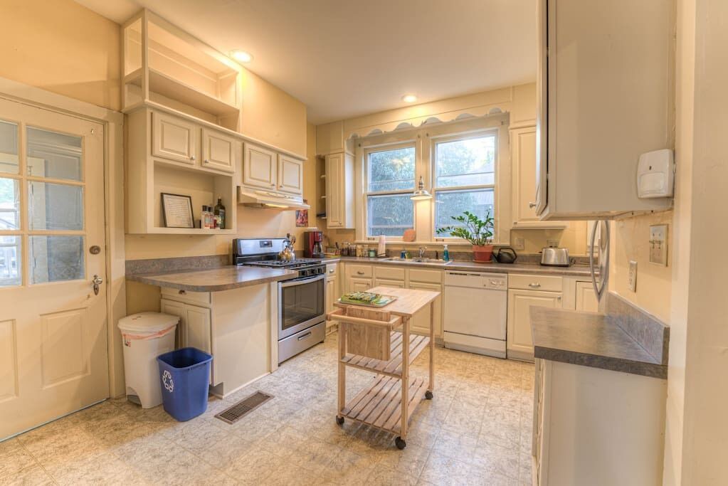 Photo of Kitchen in Cooper-Young Historic District