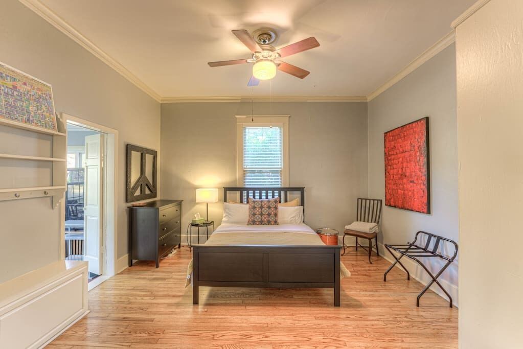 Photo of Bedroom in Cooper-Young Historic District