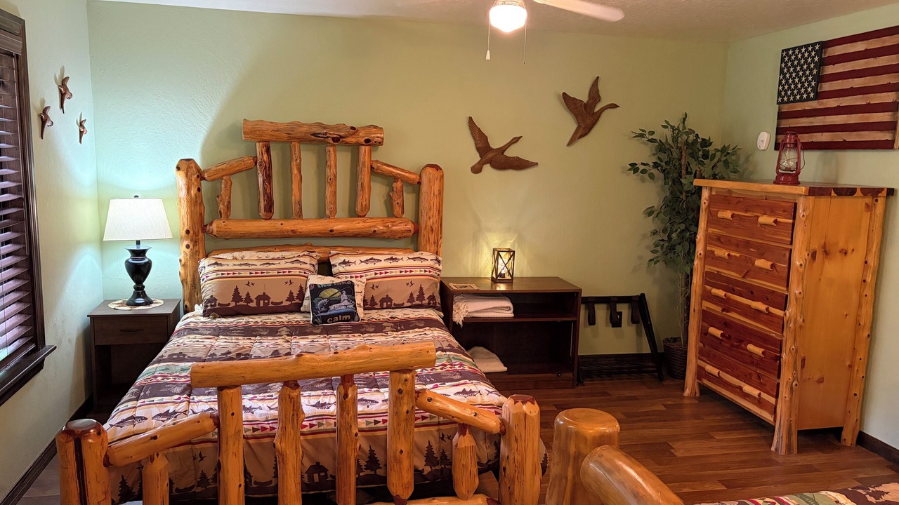 Photo of Bedroom in Smithville
